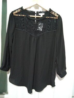 MINE TOO Black Lace Detail Blouse – 1XL Women– New, Good Condition